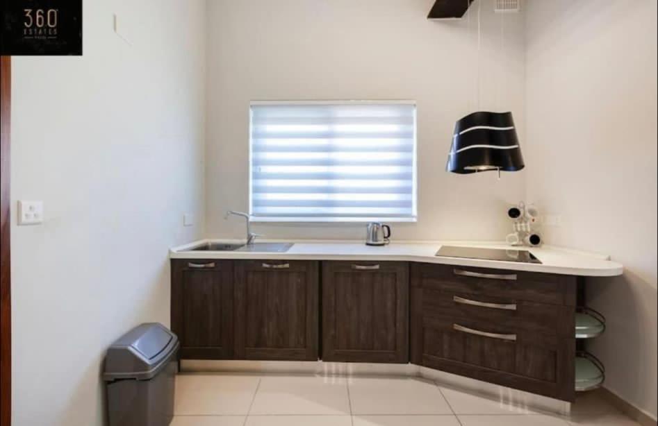 Stunning 2 Bedroom Apt in St Julians photo 5