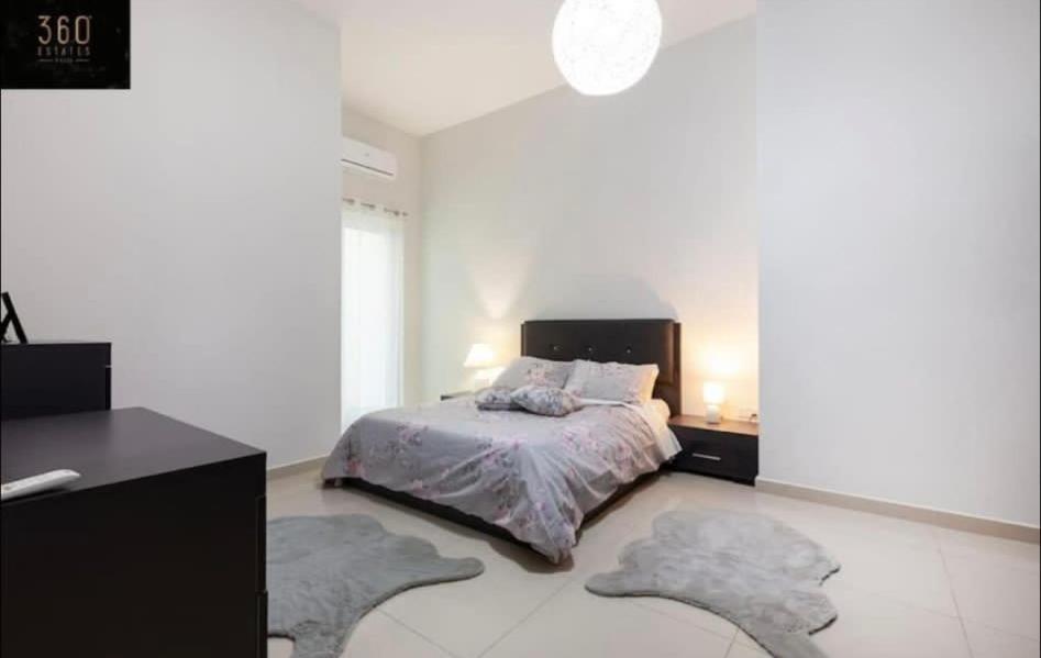 Stunning 2 Bedroom Apt in St Julians photo 4