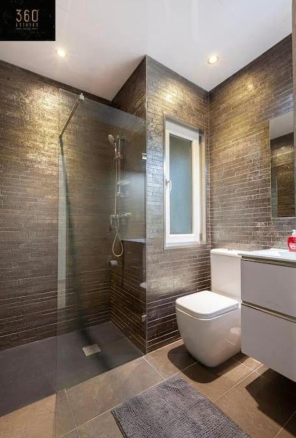 Stunning 2 Bedroom Apt in St Julians photo 2