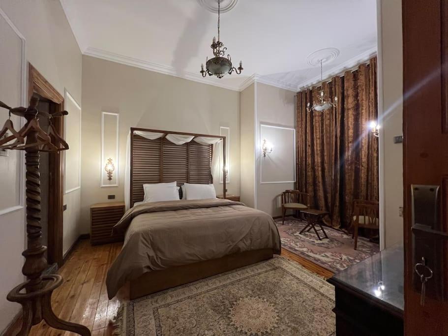 Classic 1BD with balcony, no electricity cut
