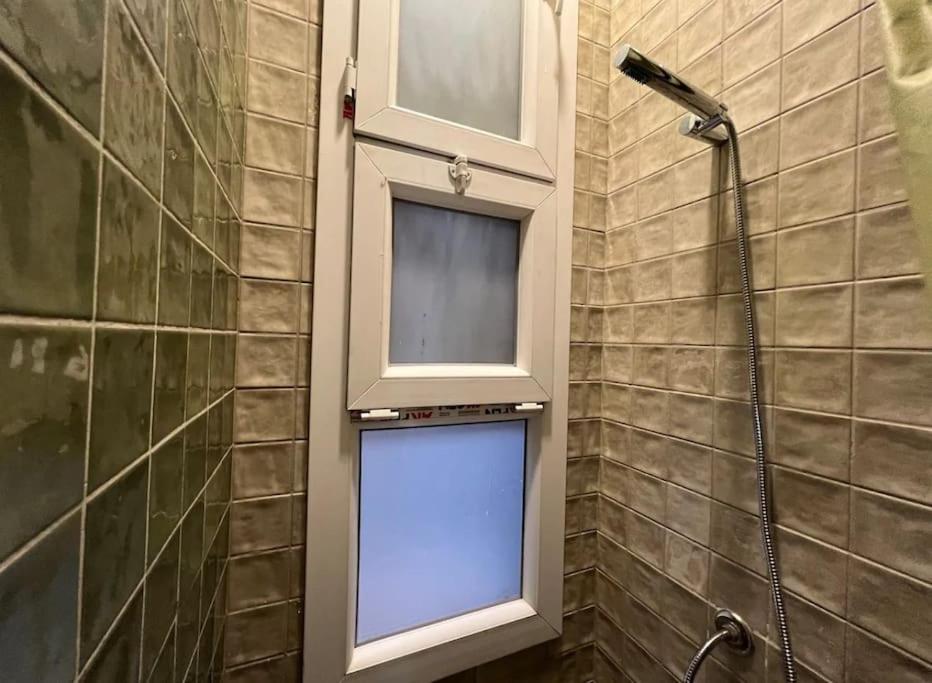 Classic 1BD with balcony, no electricity cut