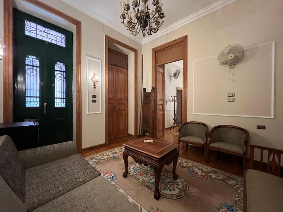 Classic 1BD with balcony, no electricity cut