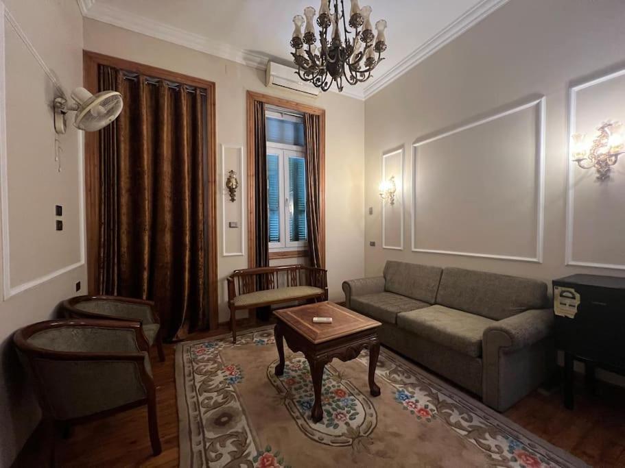 Classic 1BD with balcony, no electricity cut