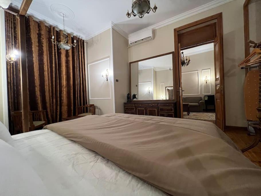 Classic 1BD with balcony, no electricity cut