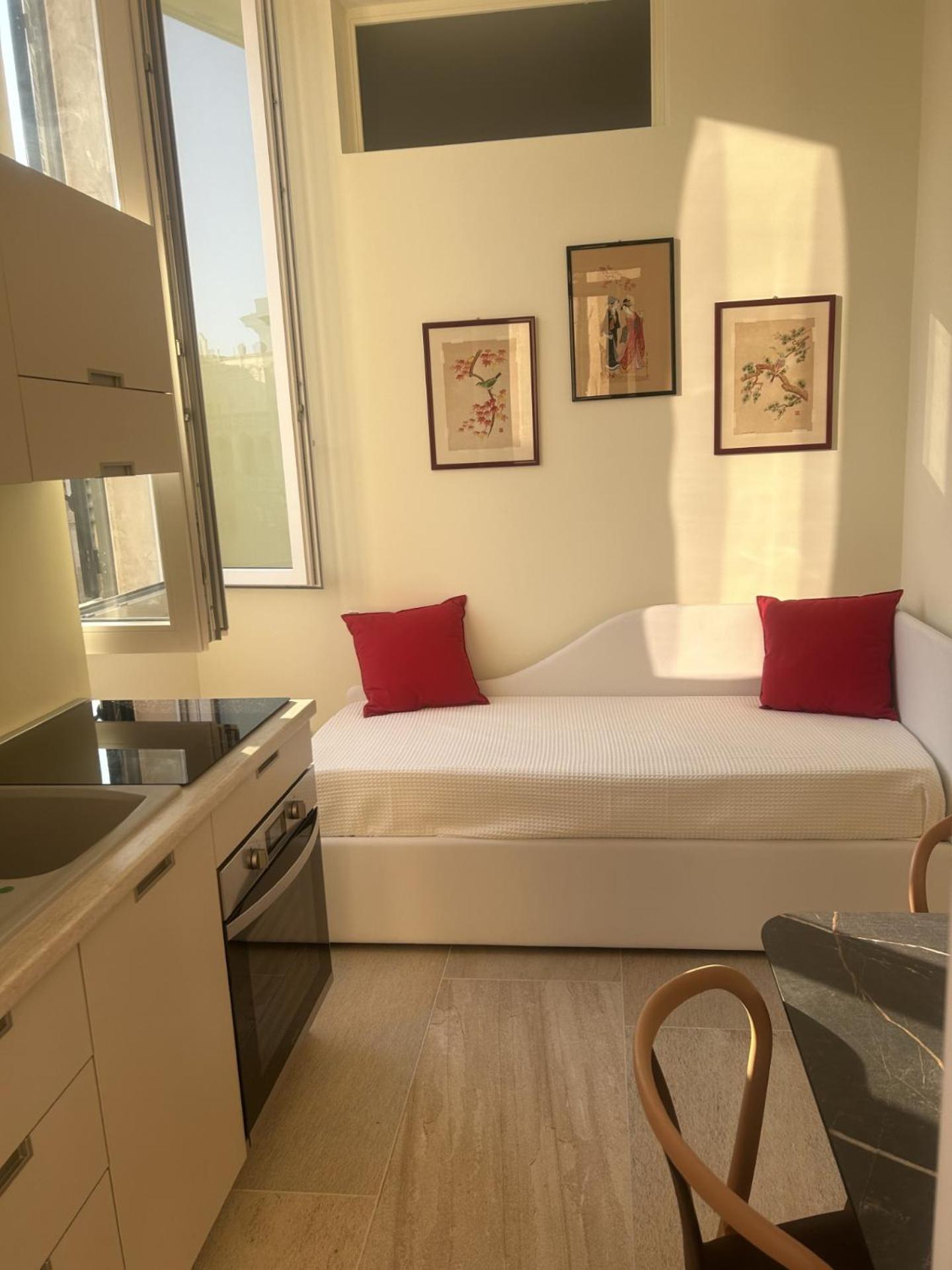 Palazzo Lanzilao's Rooms view 5