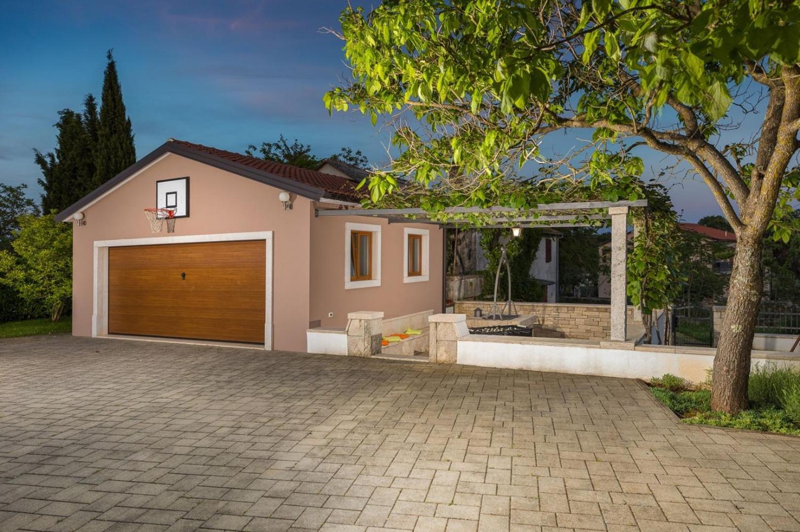 Villa Anastasia by Villsy - with private pool, foosball and pikado
