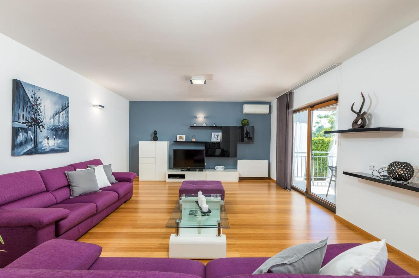 Villa Anastasia by Villsy - with private pool, foosball and pikado