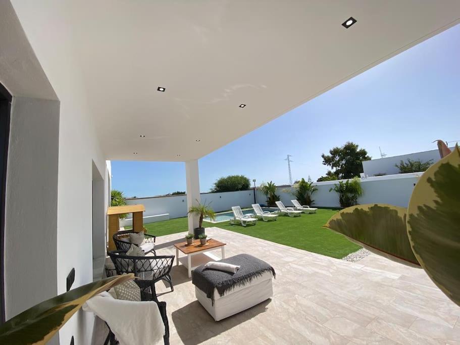 Villa con piscina Camino Doñana