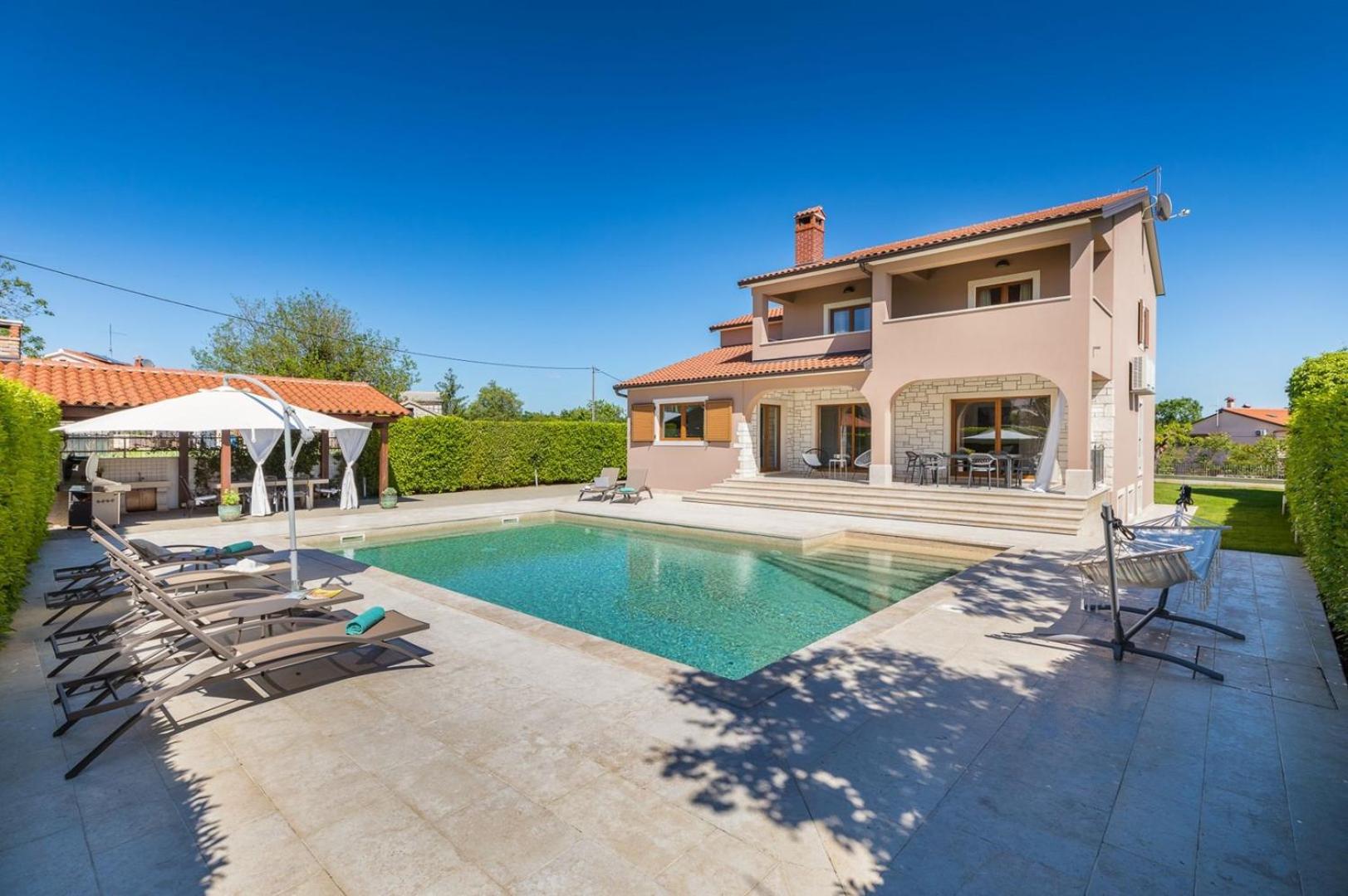 Villa Anastasia by Villsy - with private pool, foosball and pikado