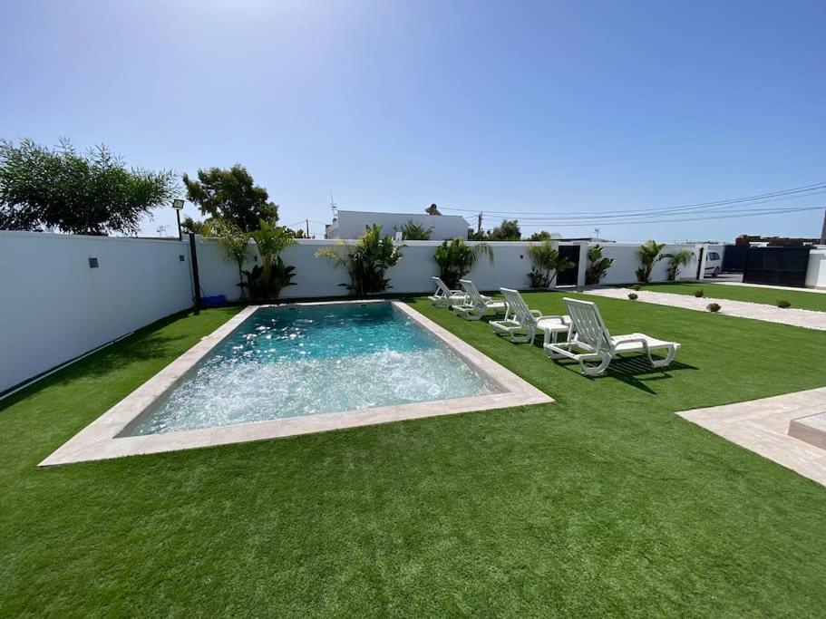 Villa con piscina Camino Doñana