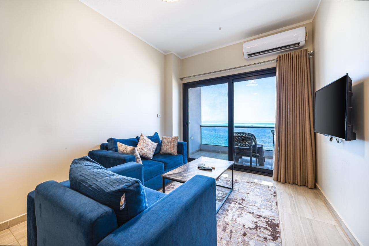 BLUE ViEW SUiTES