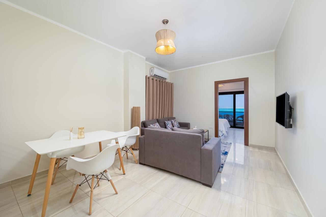 BLUE ViEW SUiTES
