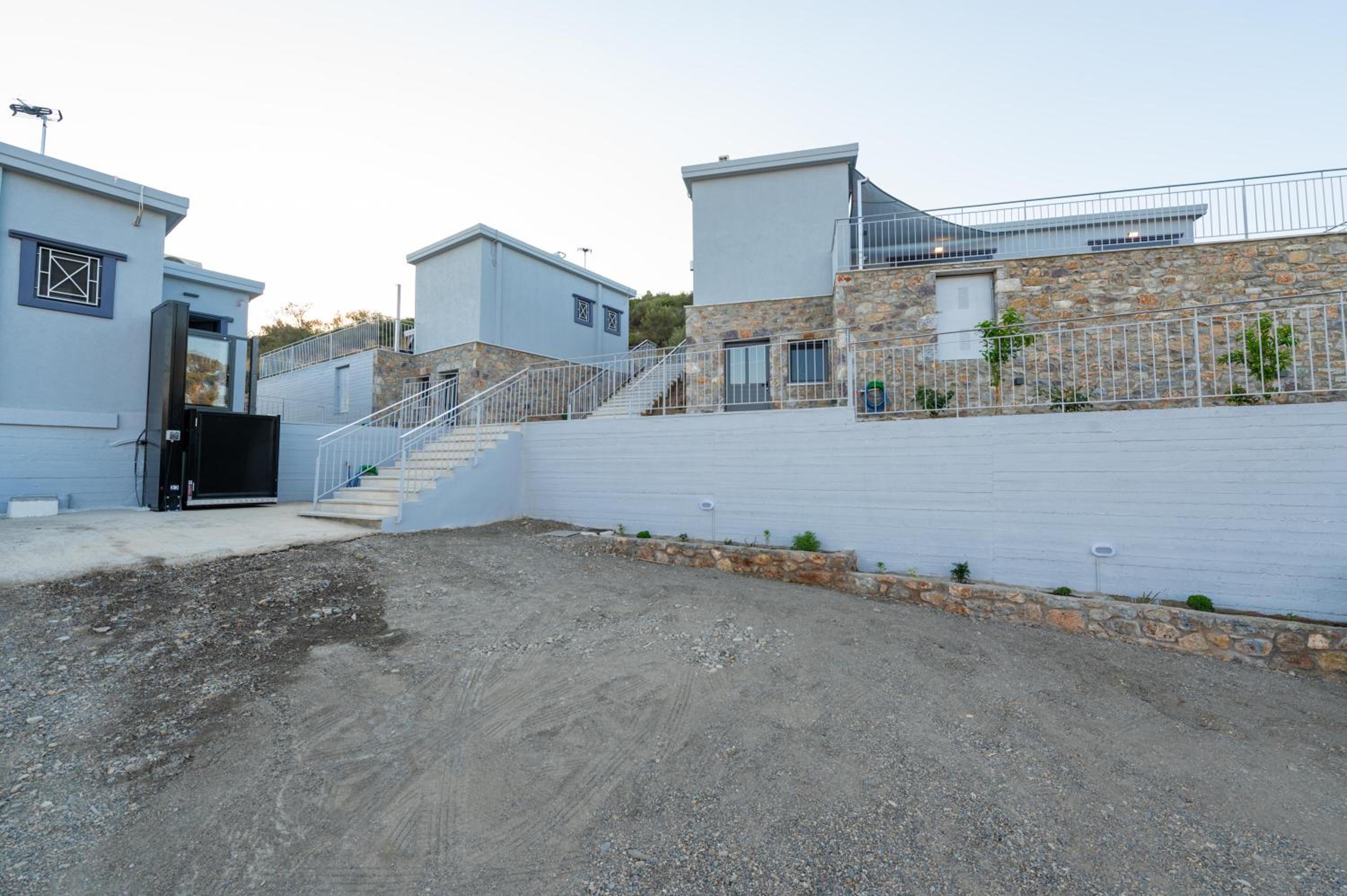 Cranae Tranquil Luxury Villas