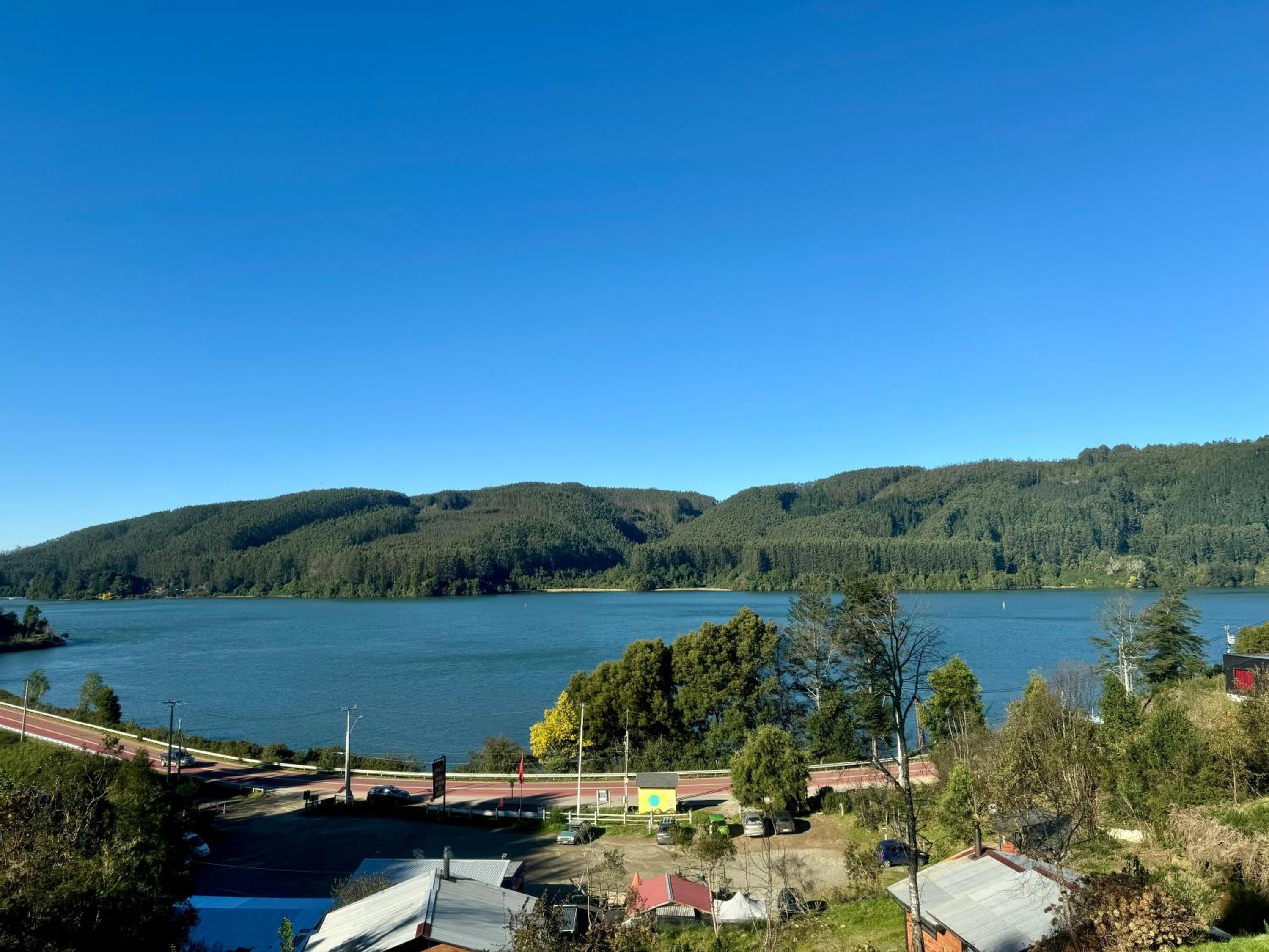 Cabaña nueva con vista al rio N3