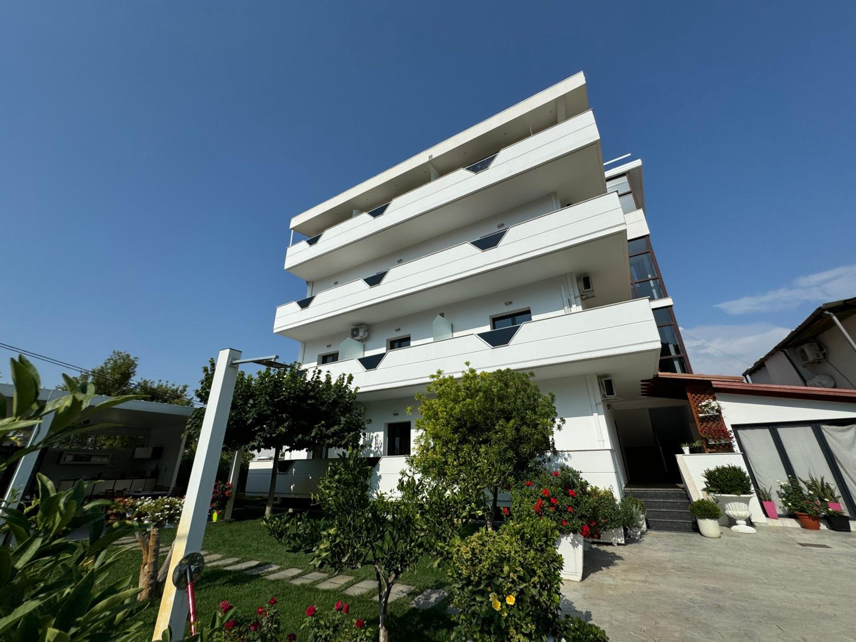Villa SOLIS