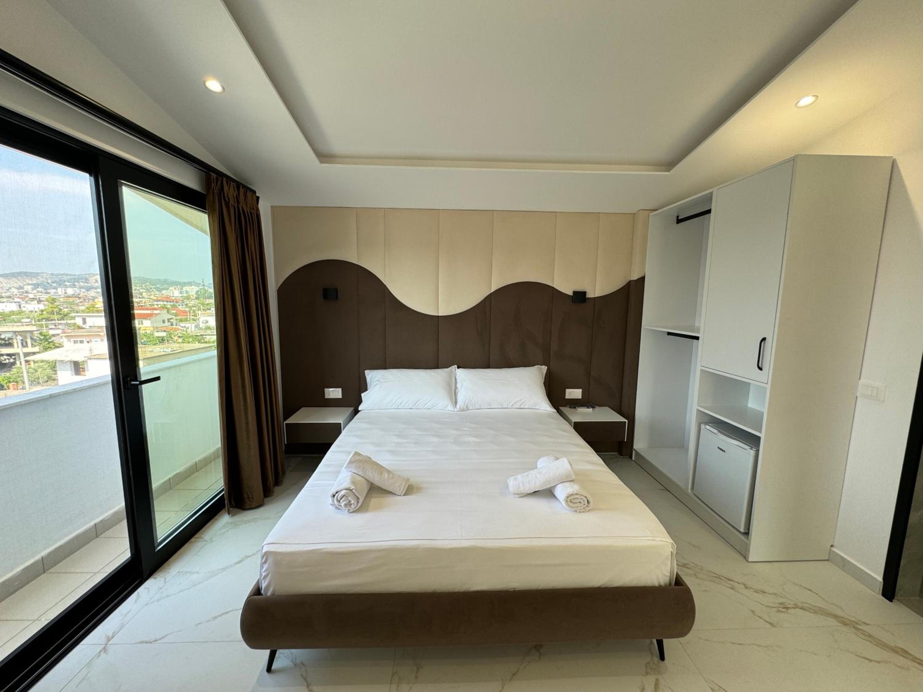 Villa SOLIS