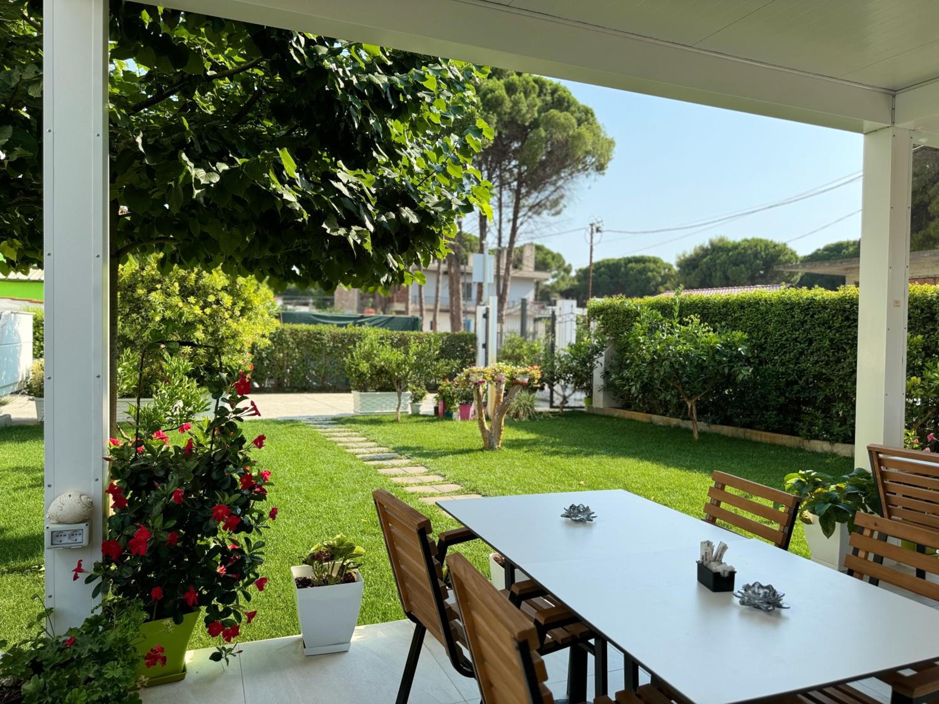 Villa SOLIS