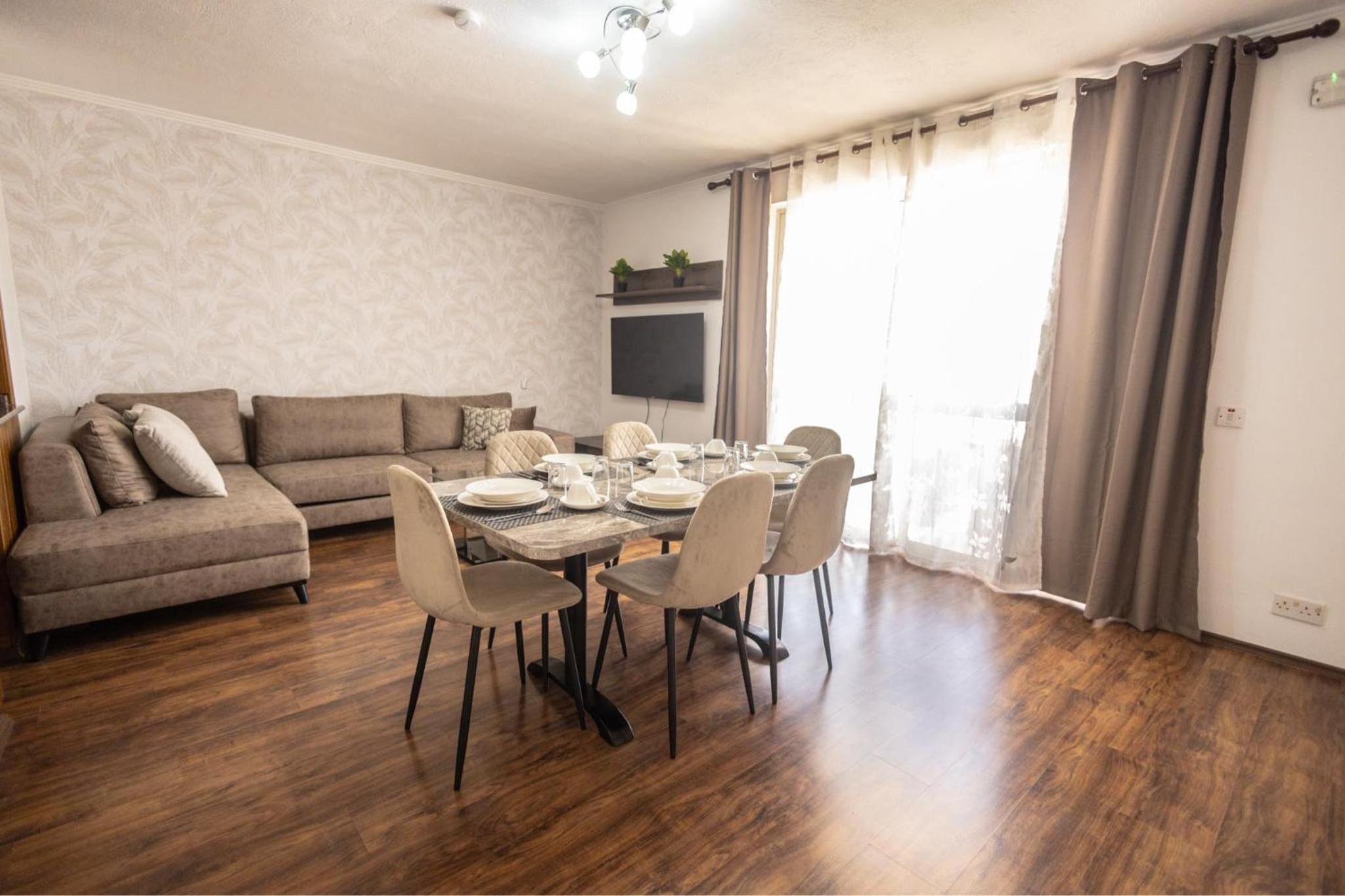 3 bedroom Apartment in the centre of St Julians photo 3