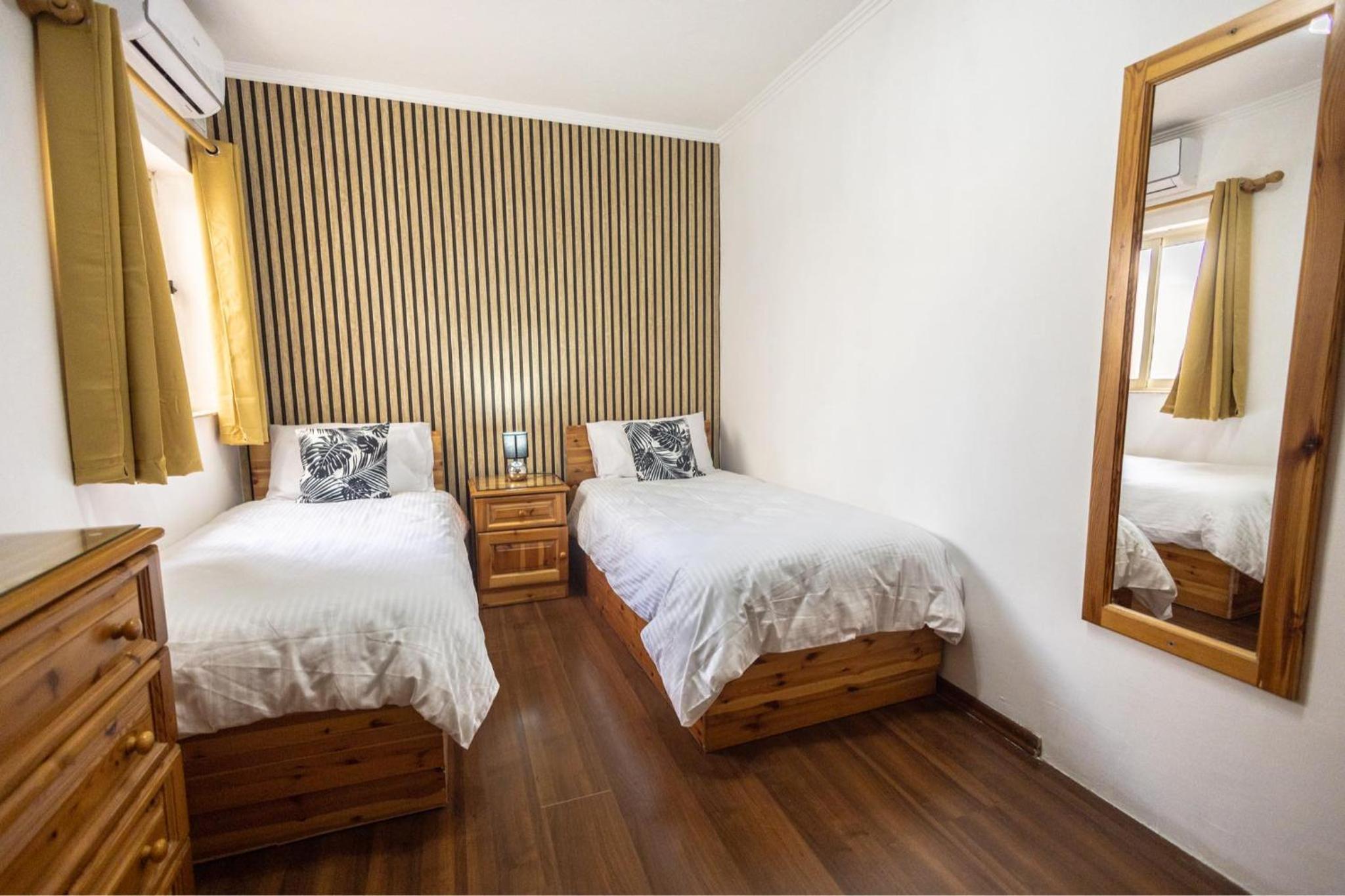3 bedroom Apartment in the centre of St Julians photo 4