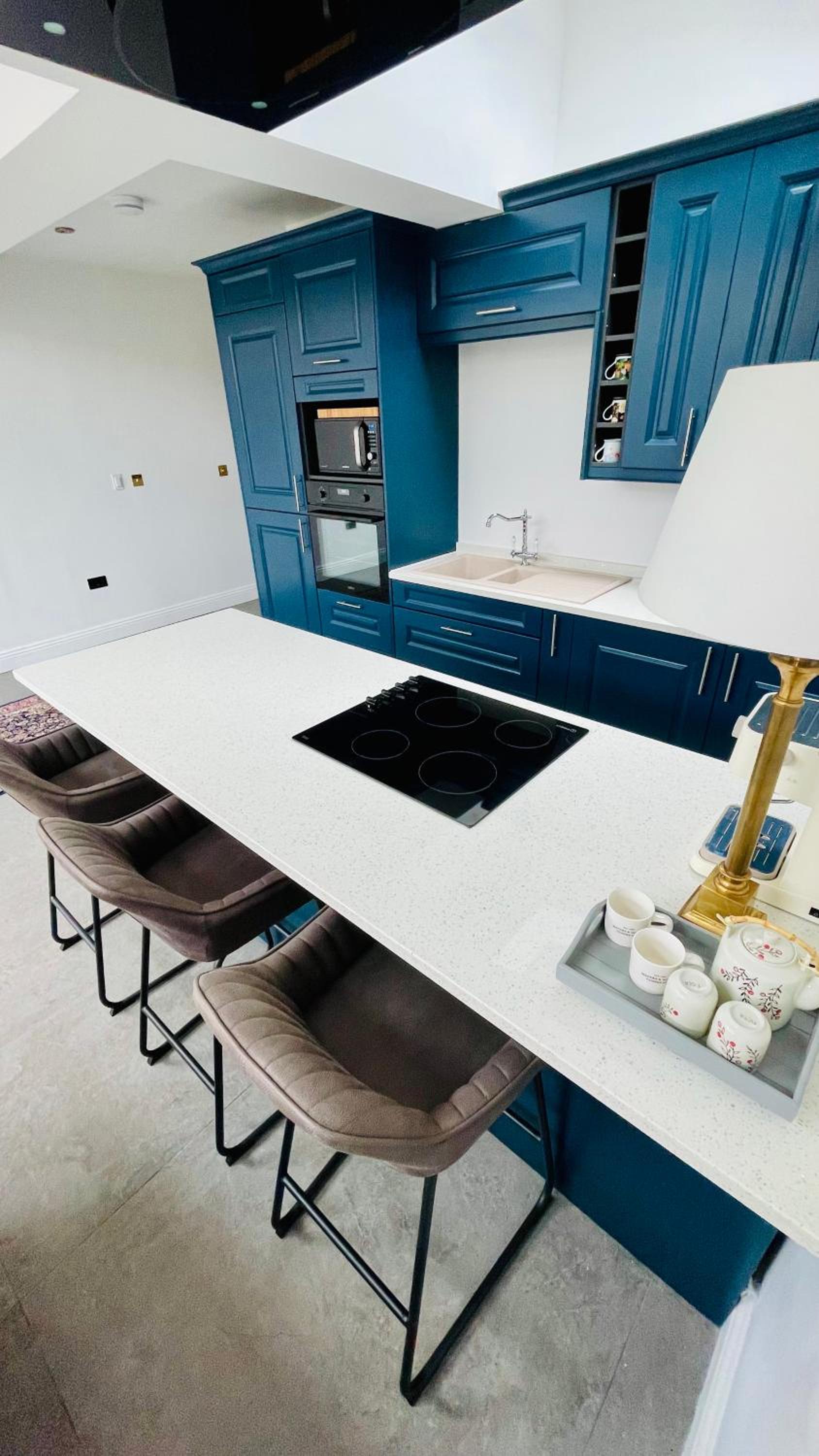 Grass Court Terrace - walking distance from Wimbledon Championships