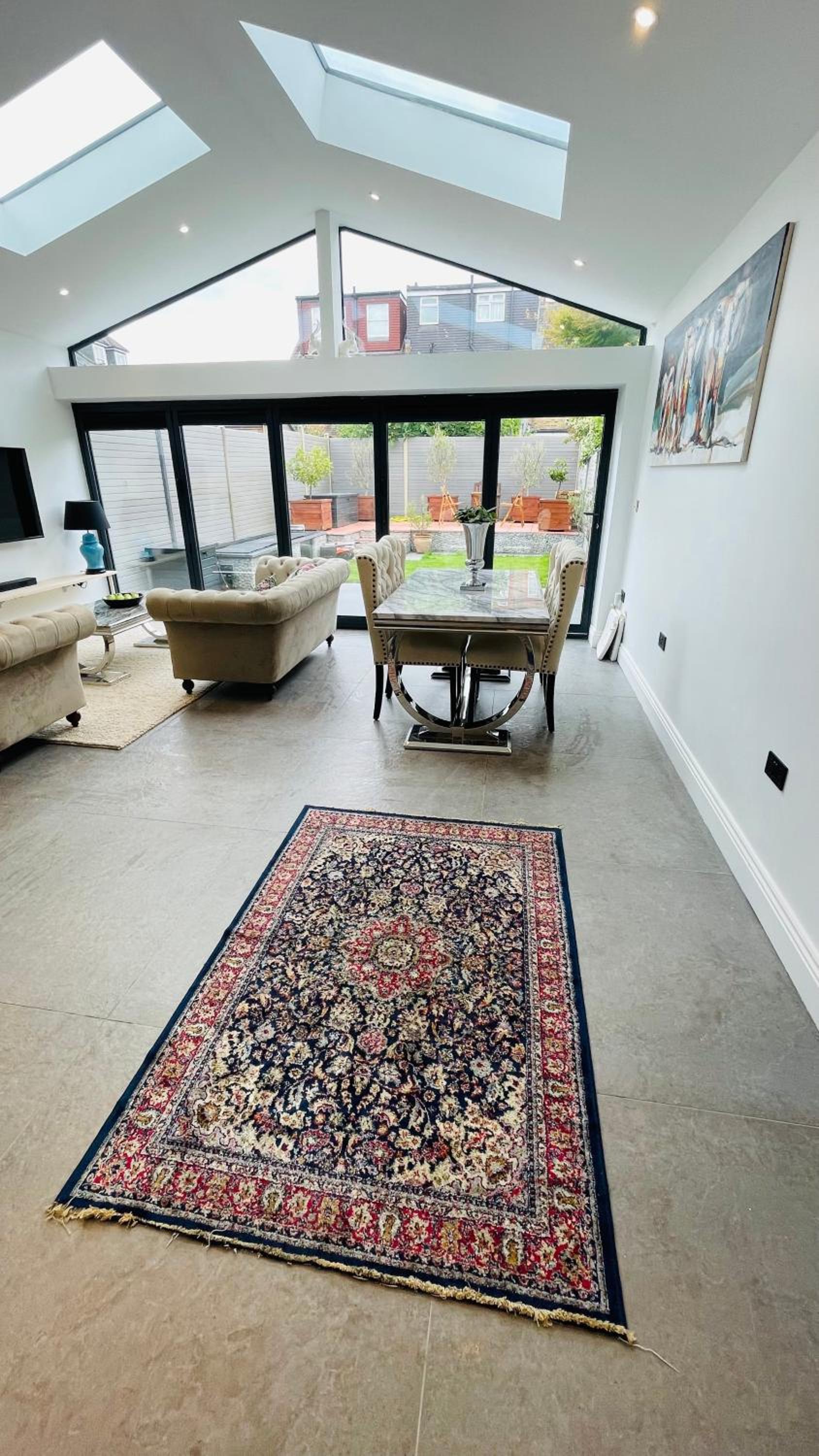 Grass Court Terrace - walking distance from Wimbledon Championships