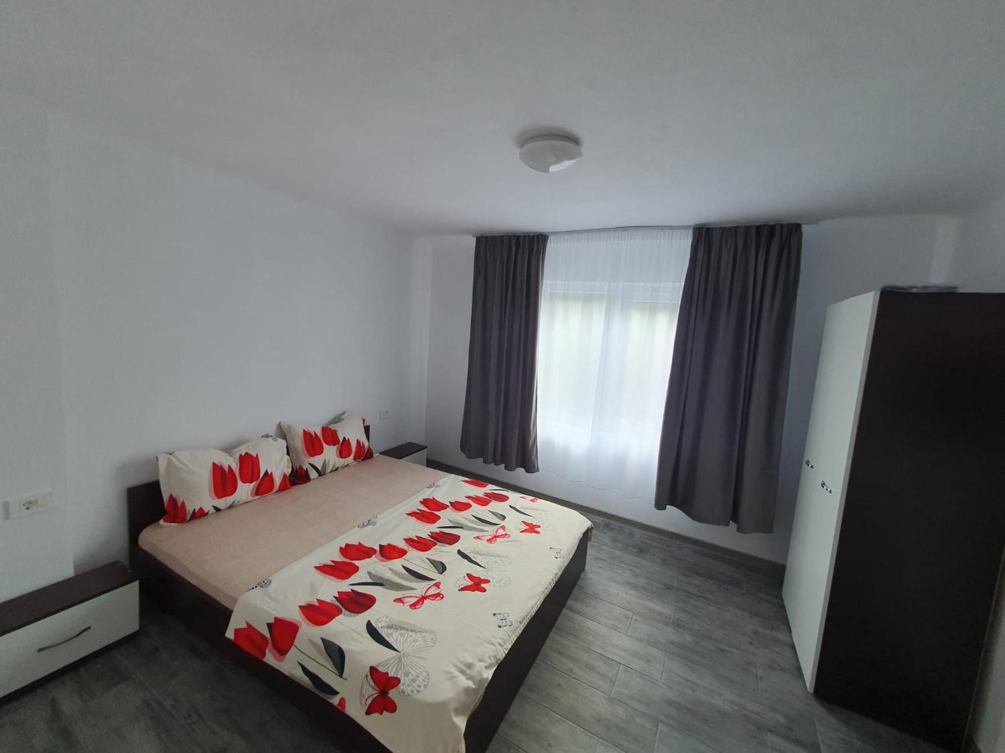 GMV House view 5