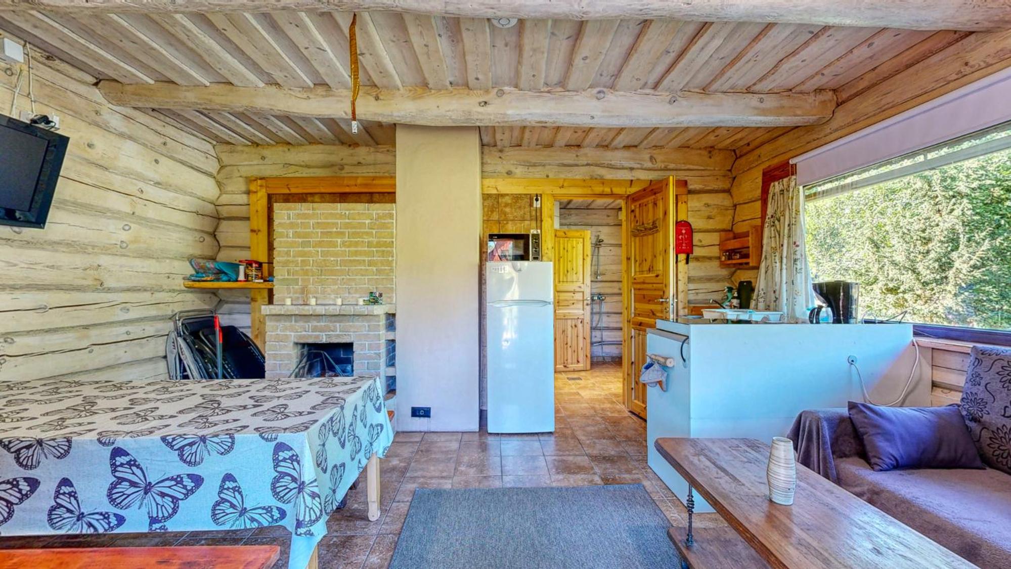 Holidayhouse with sauna and pond Leesoja puhkemaja