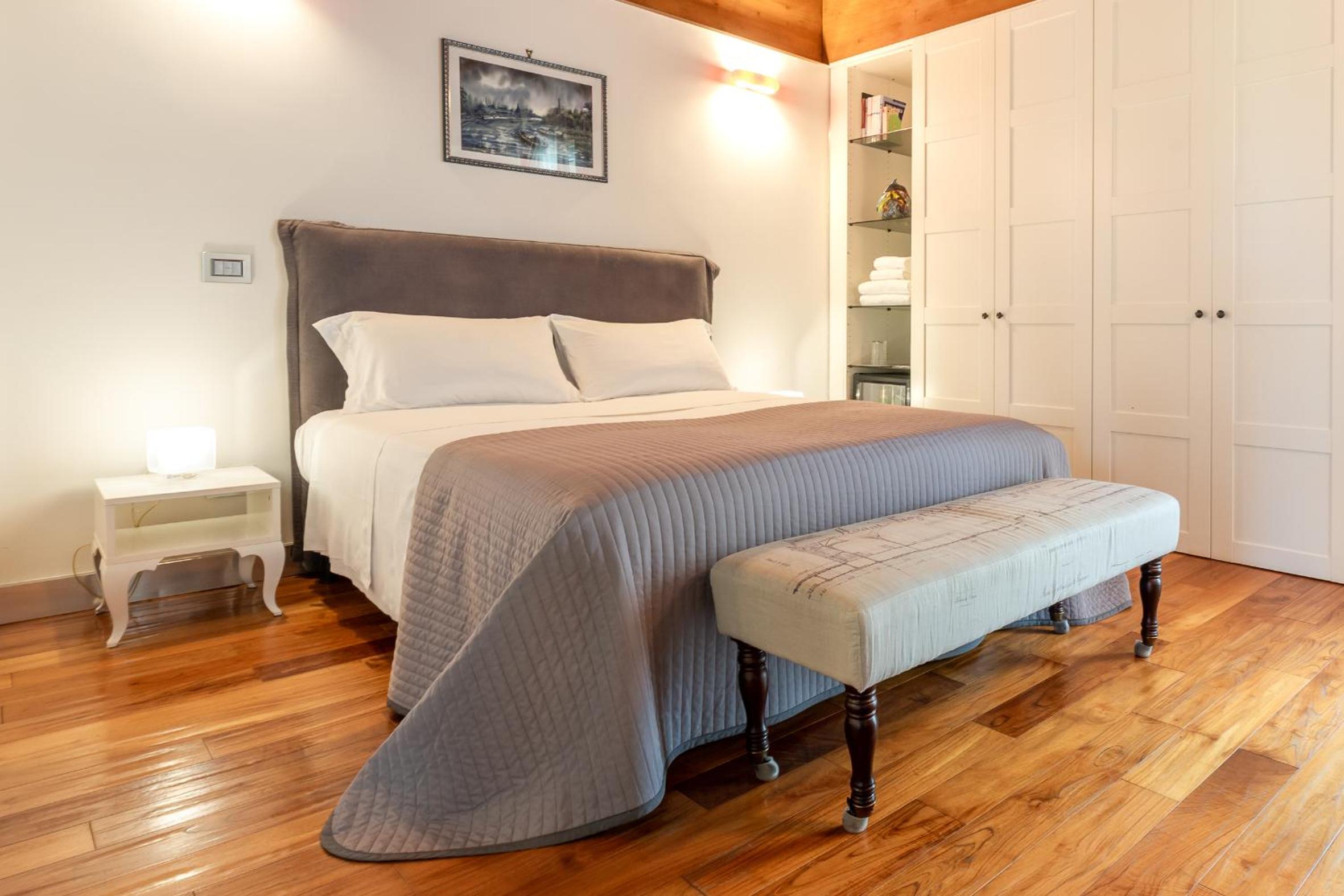 Casale Delle Ronde B&B