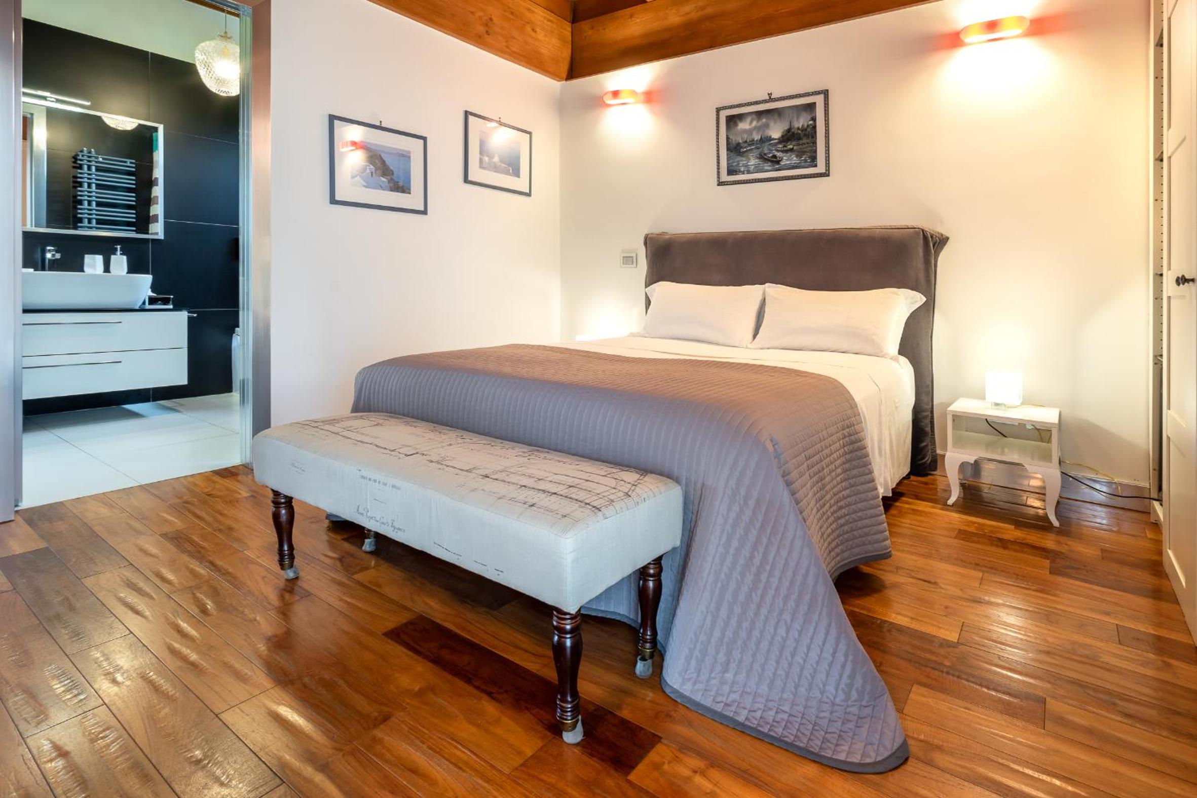 Casale Delle Ronde B&B
