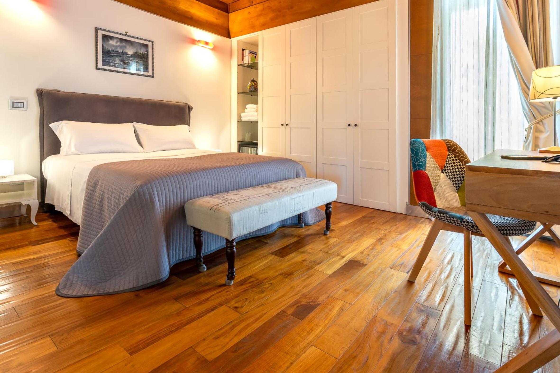Casale Delle Ronde B&B
