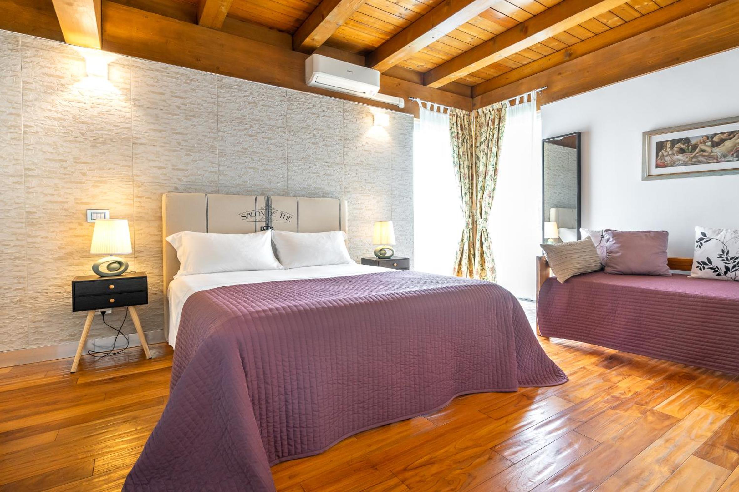 Casale Delle Ronde B&B