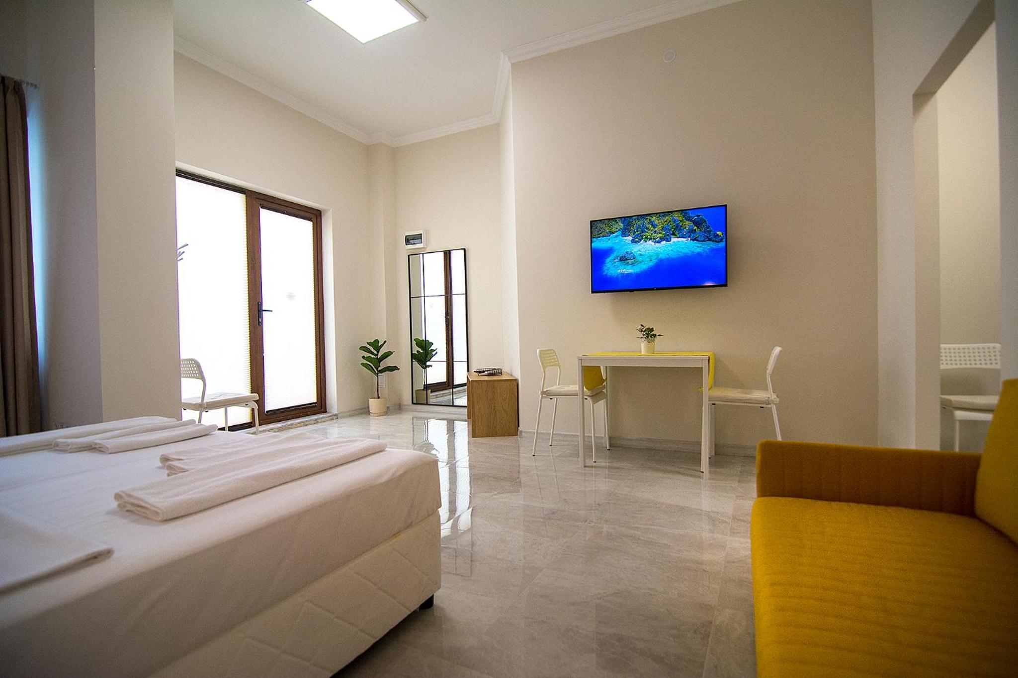 Odrys Apartments