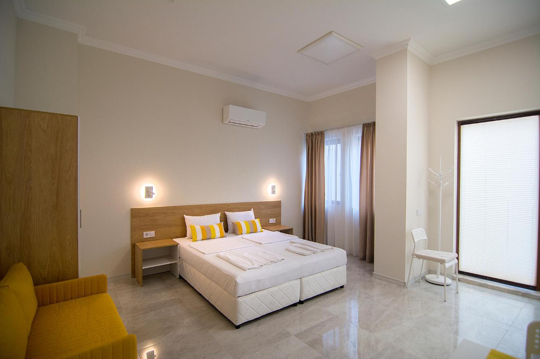 Odrys Apartments