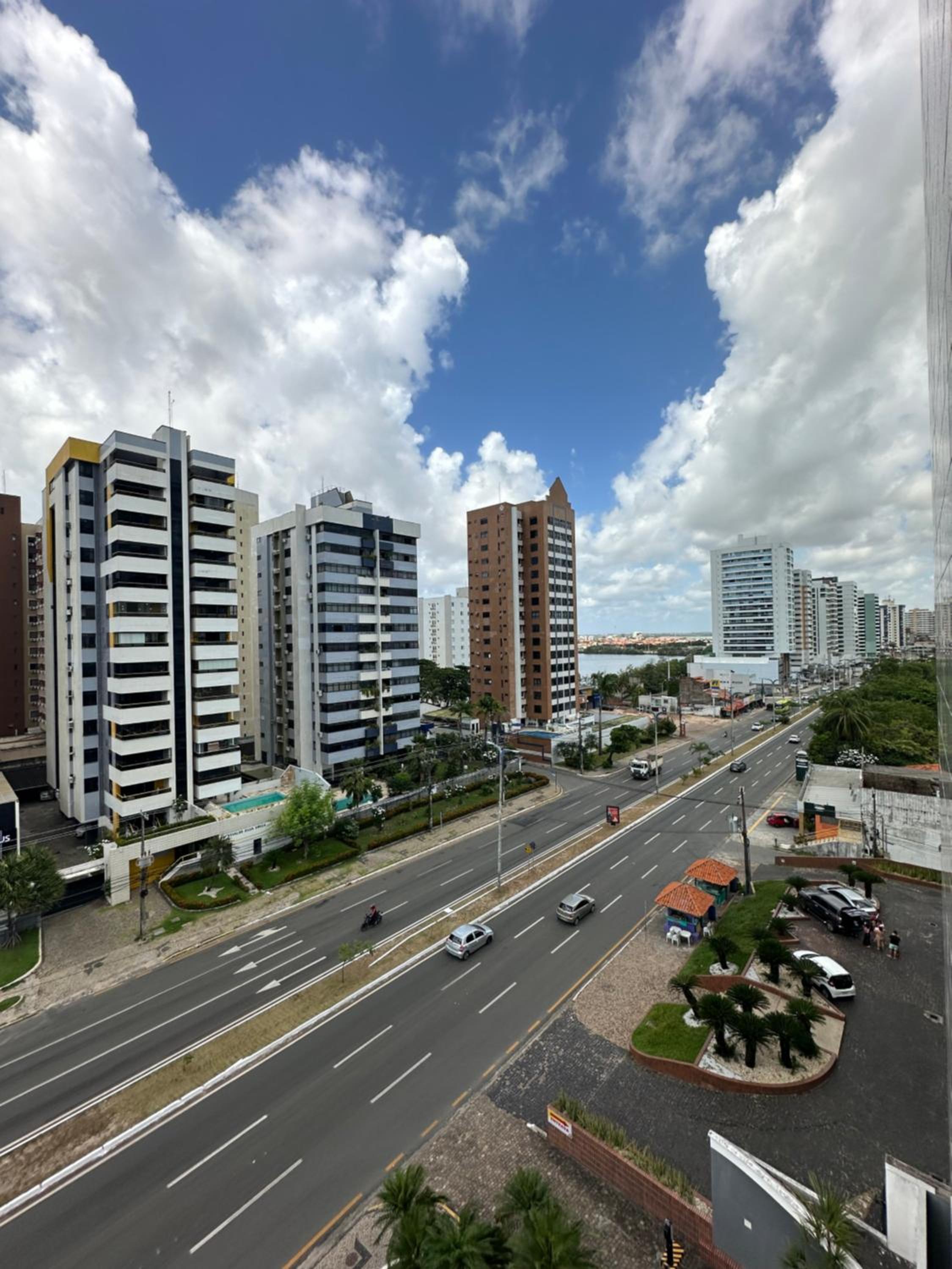 Flat Number One com 02 quartos