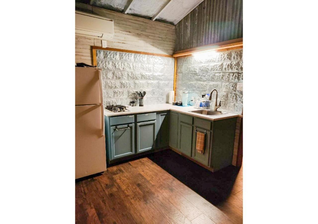 2 Hico Glamping Farm Animals Campfire near Glen Rose by Vacation Your Way view 4