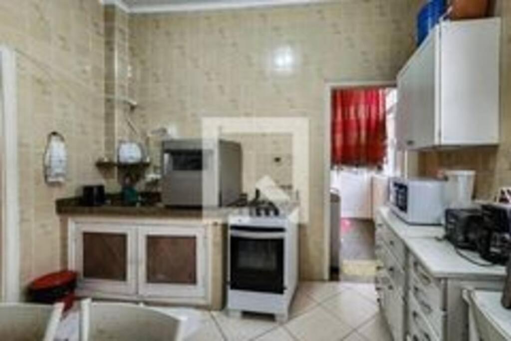 Guarujá SP Pitangueiras Apto pé na areia
