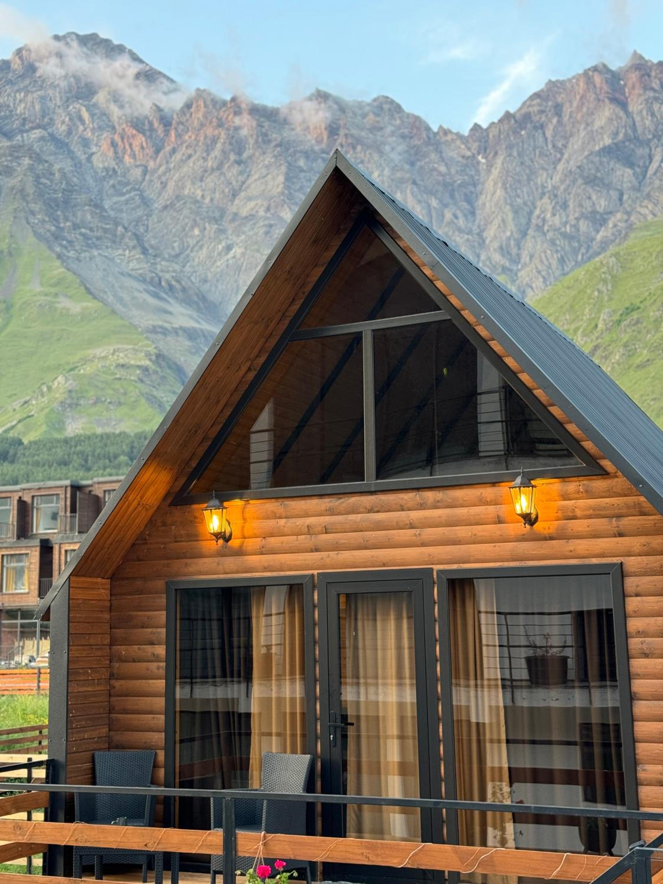 Outdoor Cottages Kazbegi