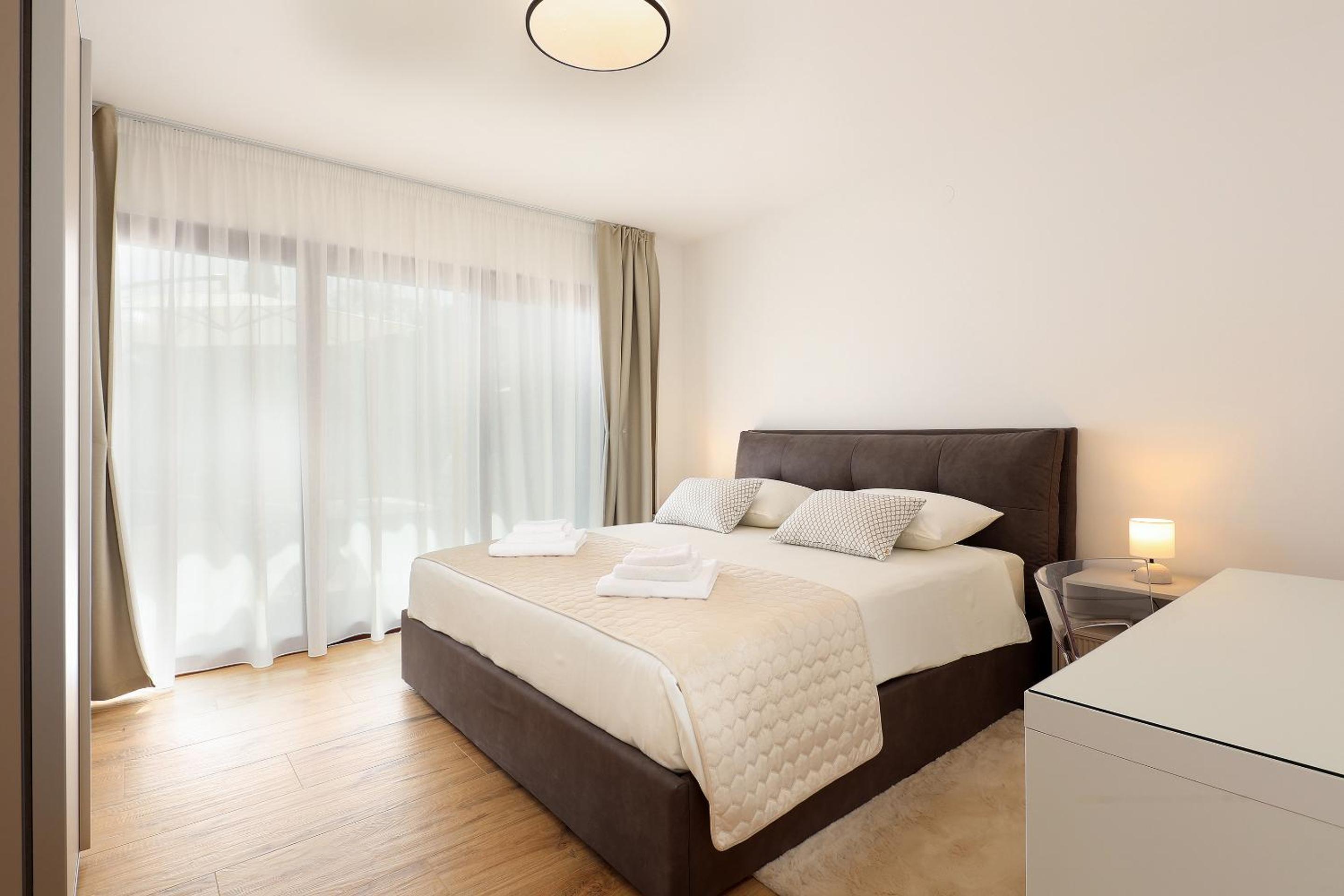 Apartments Silvi