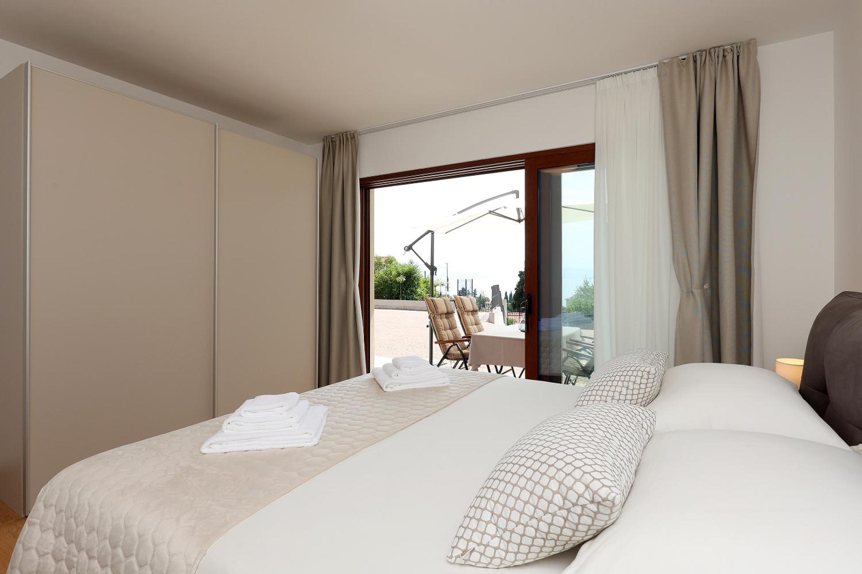 Apartments Silvi