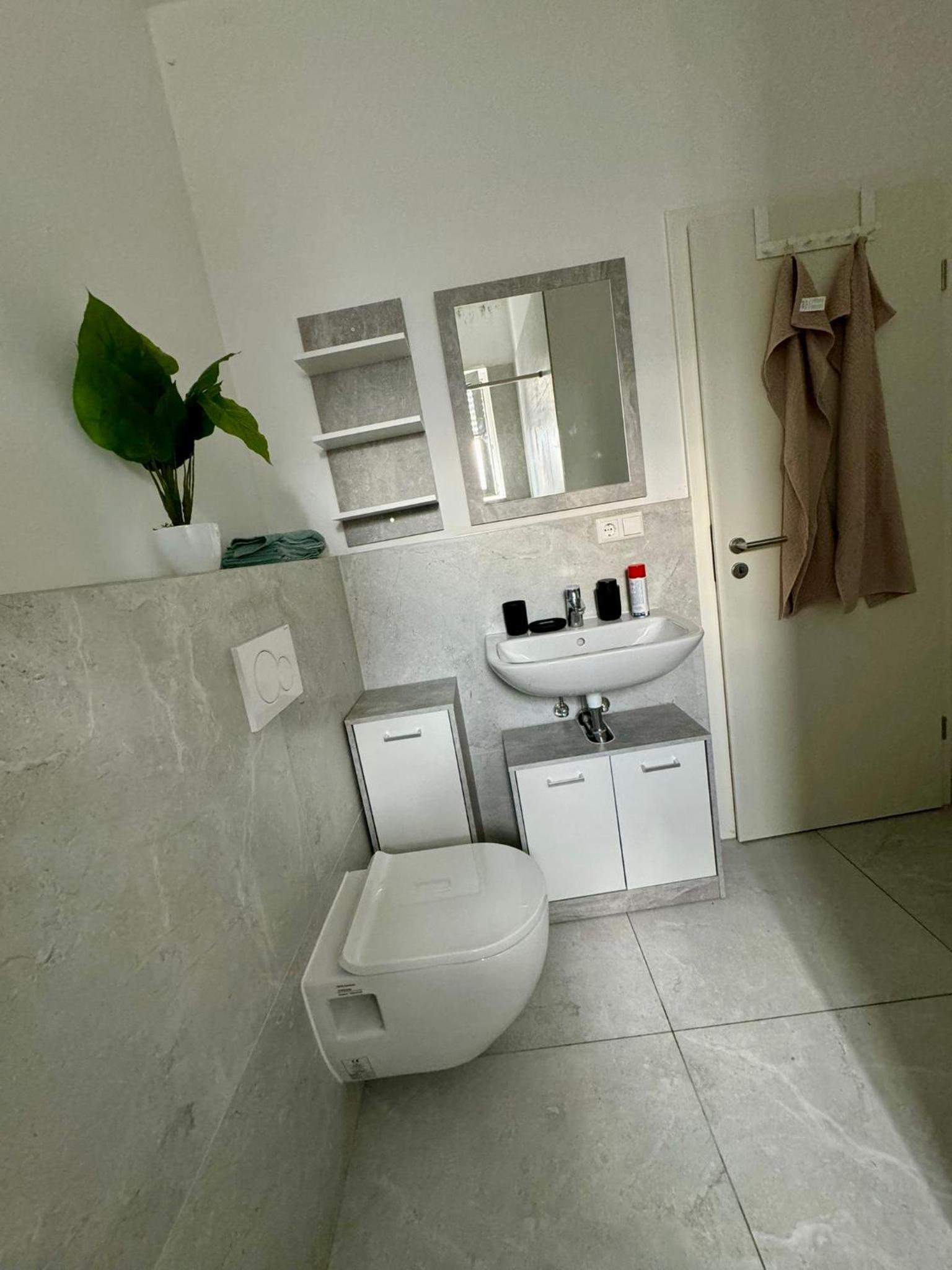 2 ZKB Apartement in Mannheim Buga - Küche - Parken
