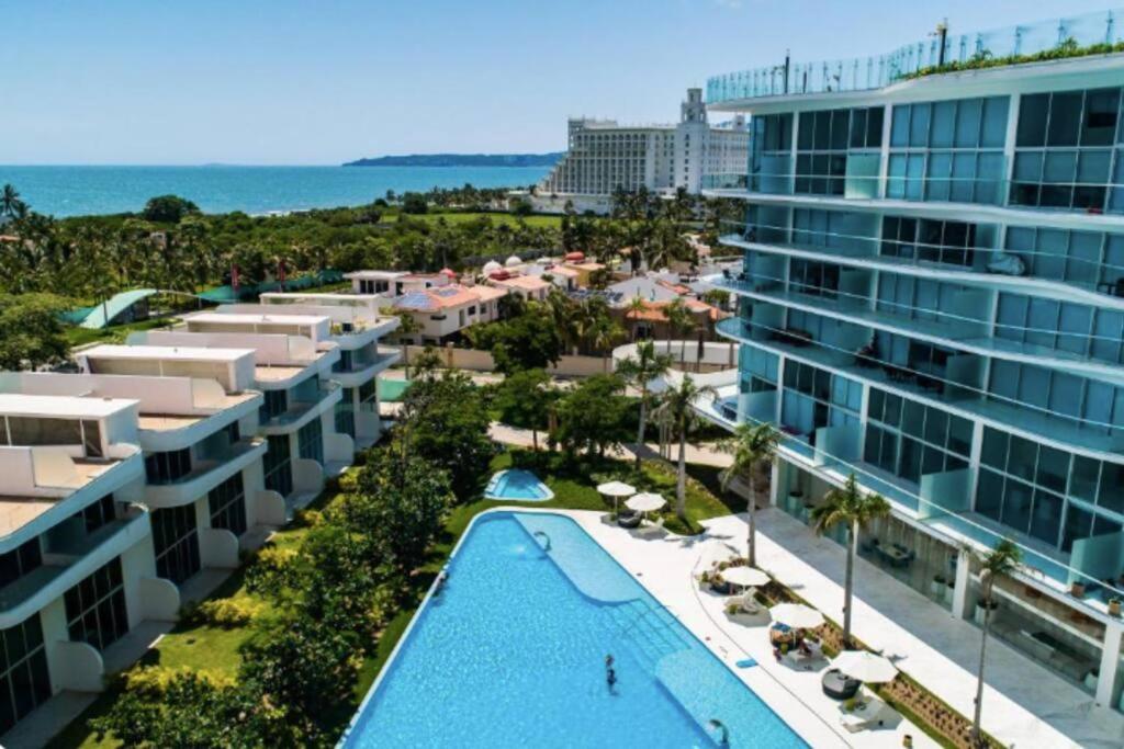 Departamento con Amenidades de Lujo 2 Hab Nuevo Vallarta