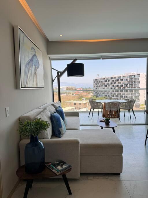 Departamento con Amenidades de Lujo 2 Hab Nuevo Vallarta