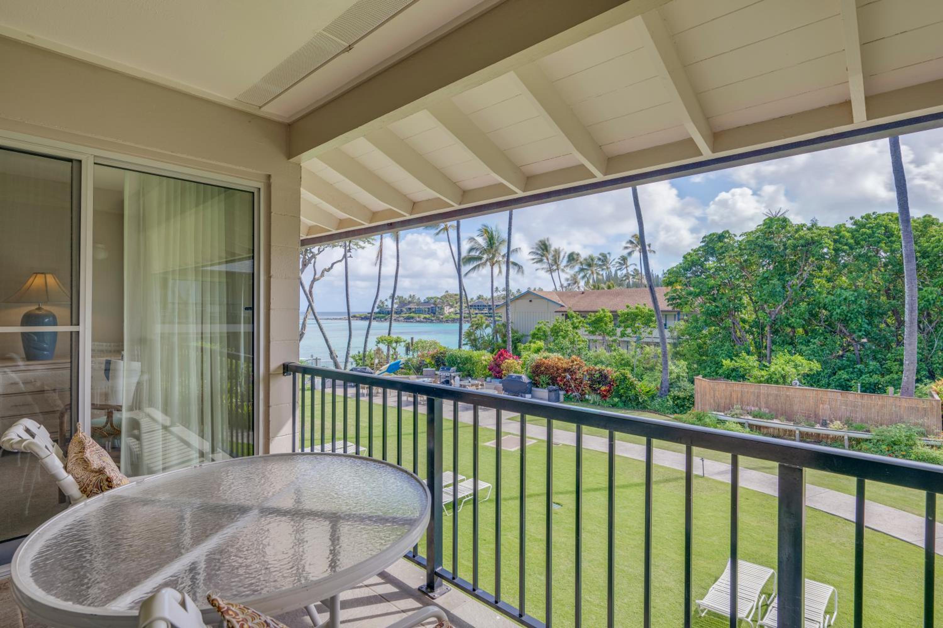 Napili Surf Beach Resort by Castle — Napili — photo 2