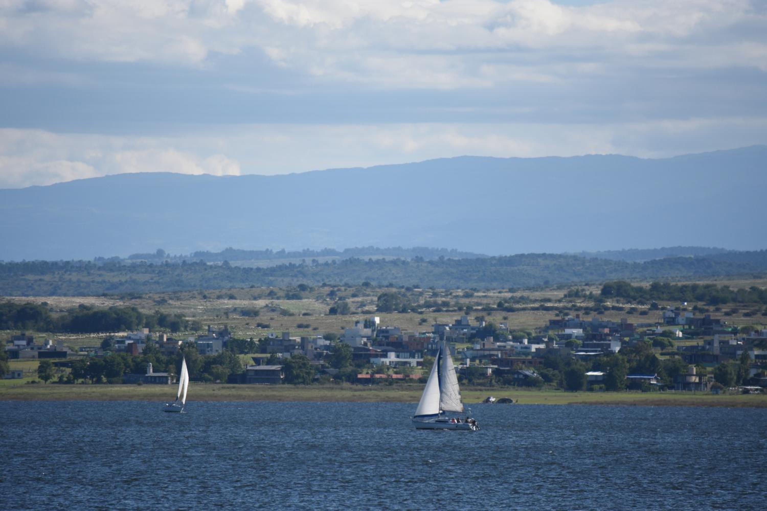 Peperina Lago Los Molinos