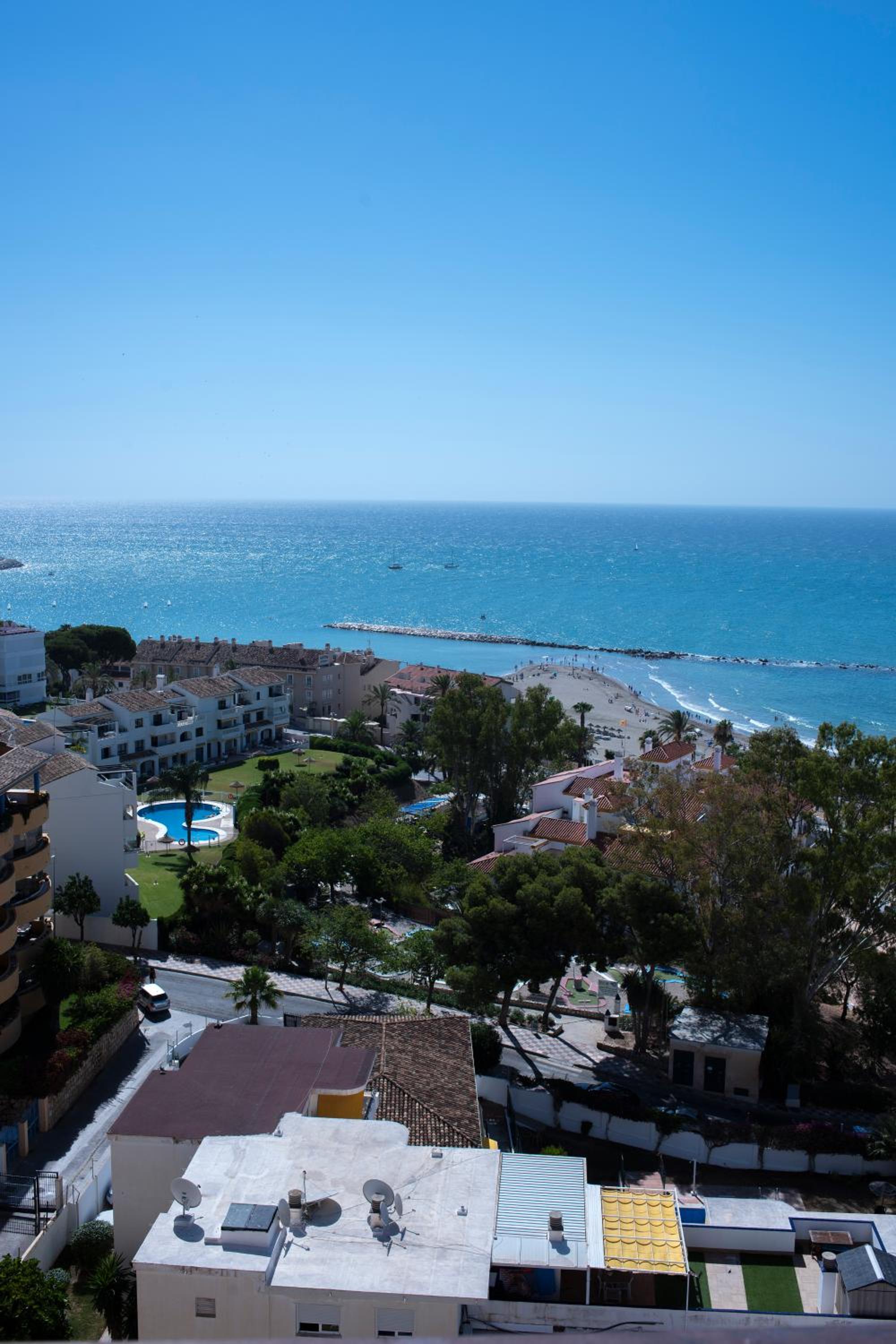 Hermoso estudio vistas al mar
