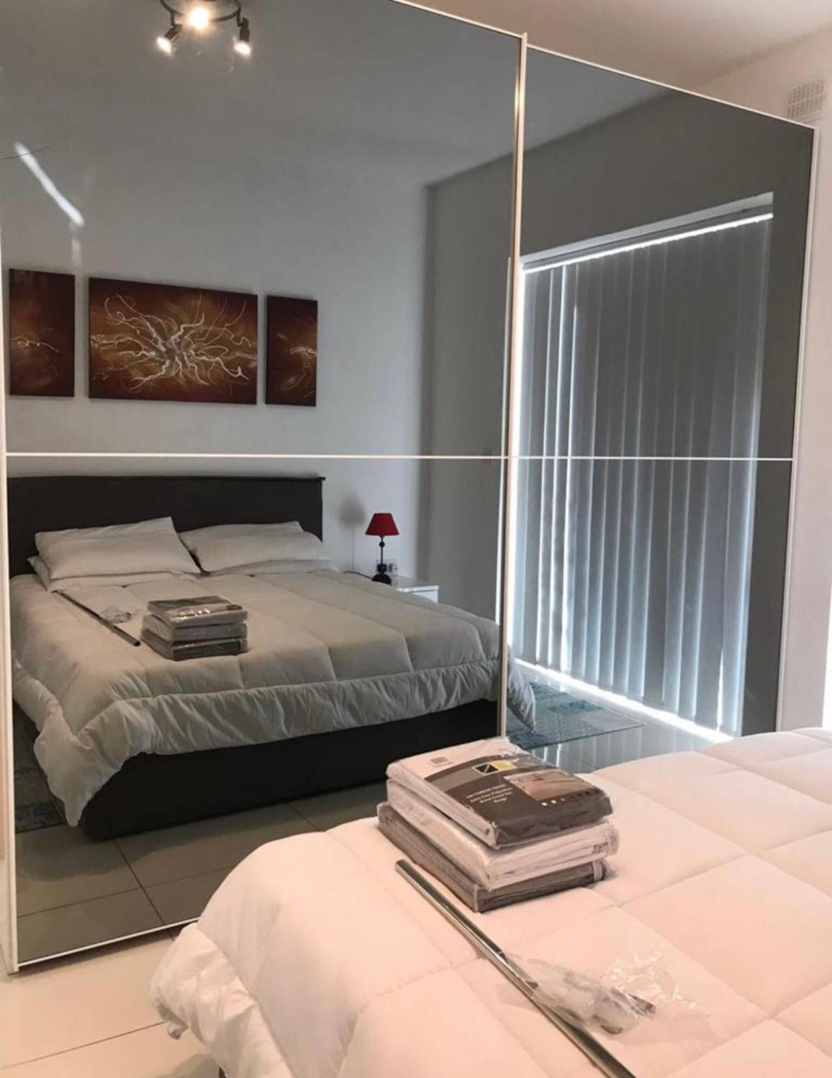Lovley Modern One Bedroom Apartment In Sliema view 2