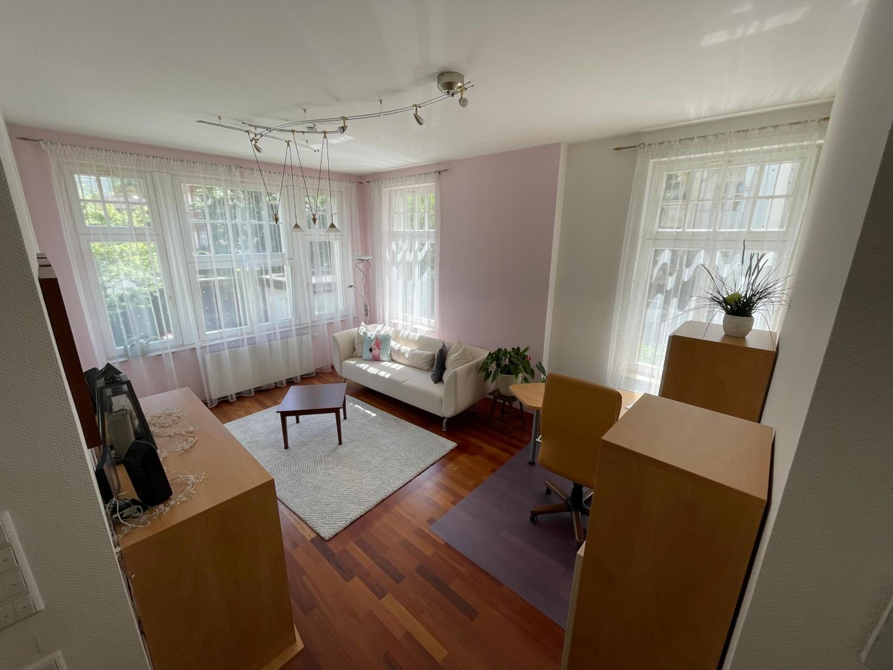 Villa 18 Boutique Apartment mit Gartenblick kostenfreies Parken Zoo und Zentrum fußläufig