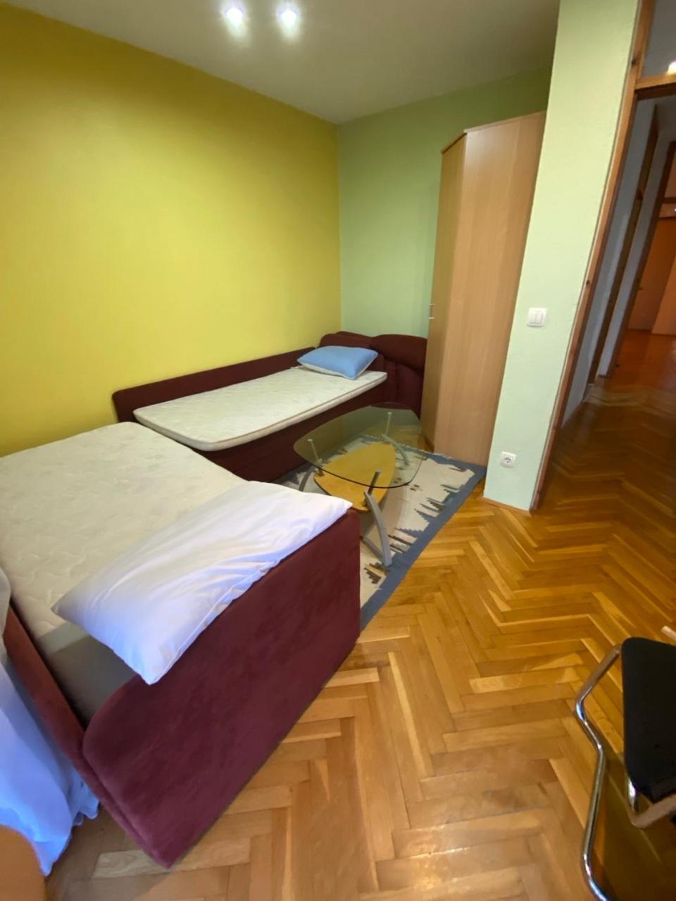 Svraka Residence