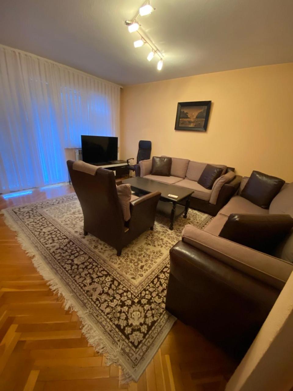 Svraka Residence