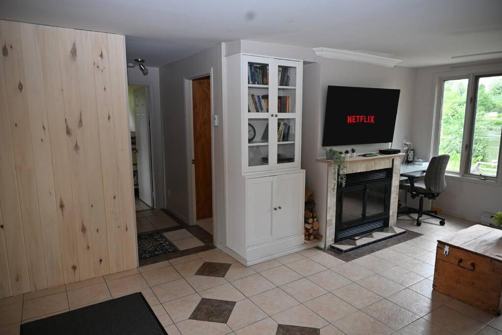 Chalet Scott SPA sur Rivière